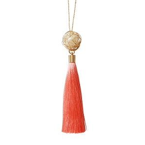 Curatelier Purity Peach Art Silk Tassel Wire Wrapped Pearl Long Gold Chain Necklace